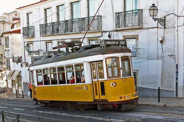 Lissabon-2009_Tram puzzle online