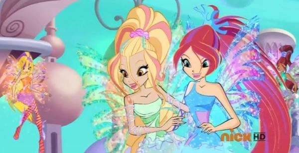 Winx Club - Bloom and Daphne online pussel