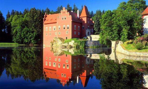 Zamek w Czechach puzzle online