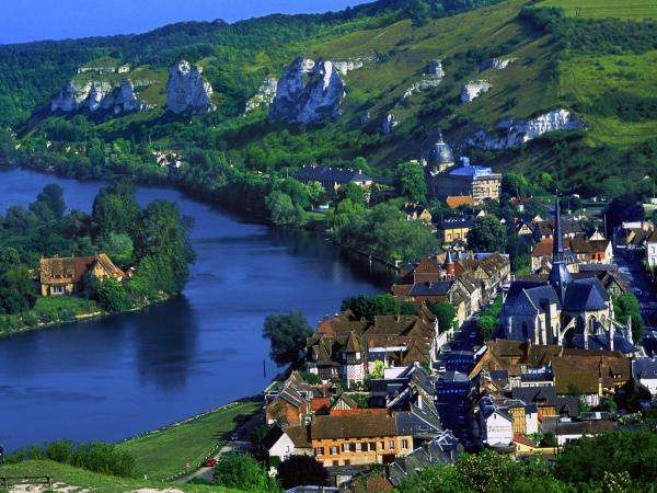 Wieś we Francji puzzle online