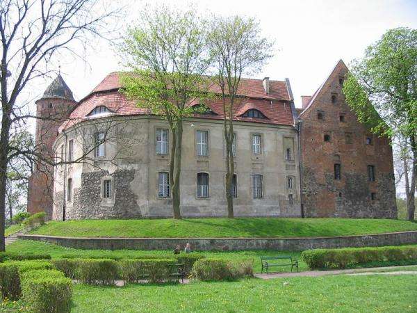 het kasteel in Świdwin puzzel