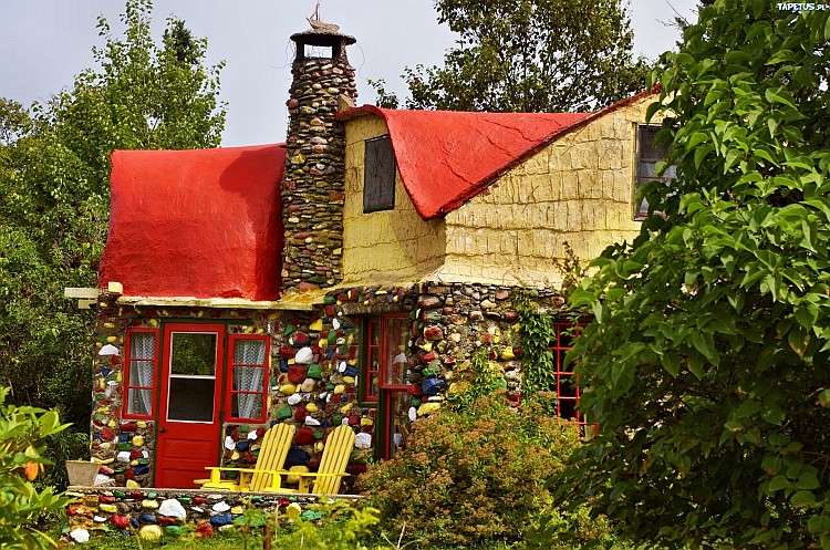 Wiejski domek w ogrodzie puzzle online