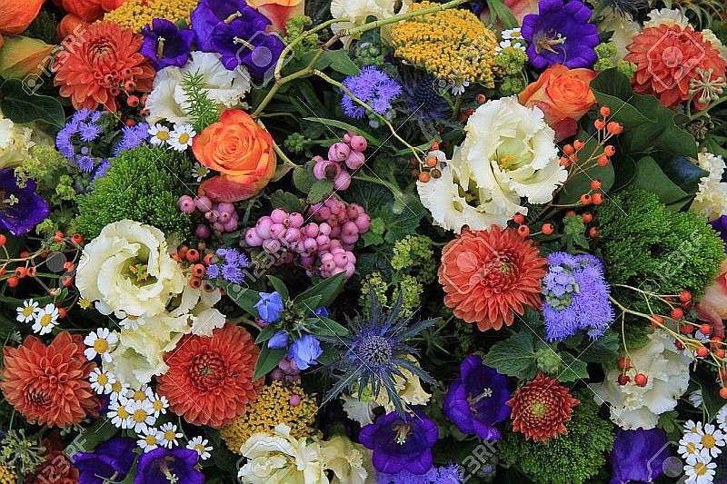 Kwiaty, jemioła i jarzębina puzzle online
