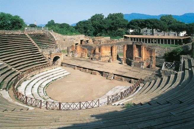 Starożytny teatr Pompeje puzzle online