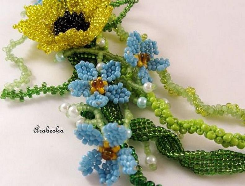 Kwiaty z kolorowych korali puzzle online