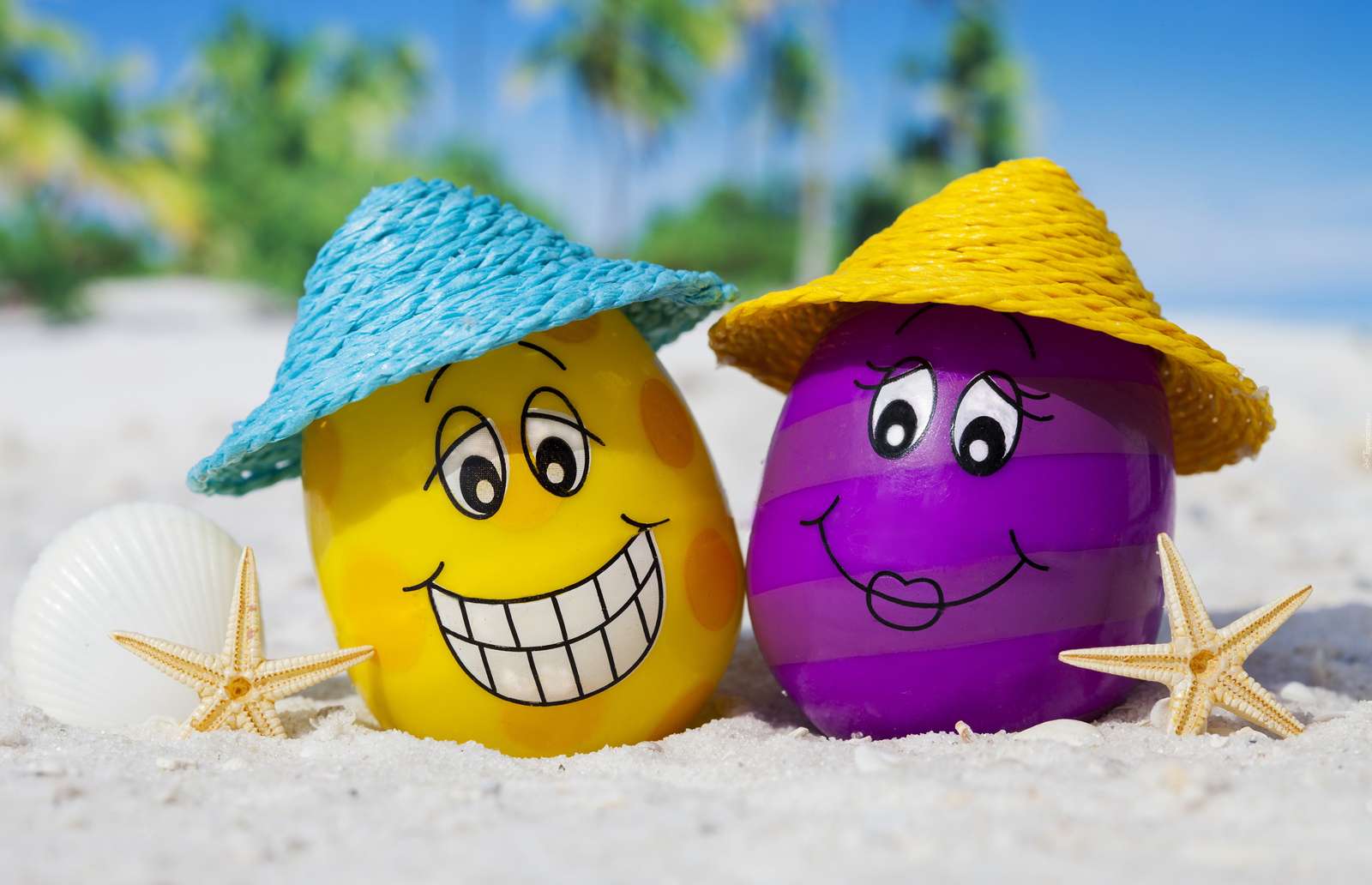 Kolorowe jajka na plaży puzzle online