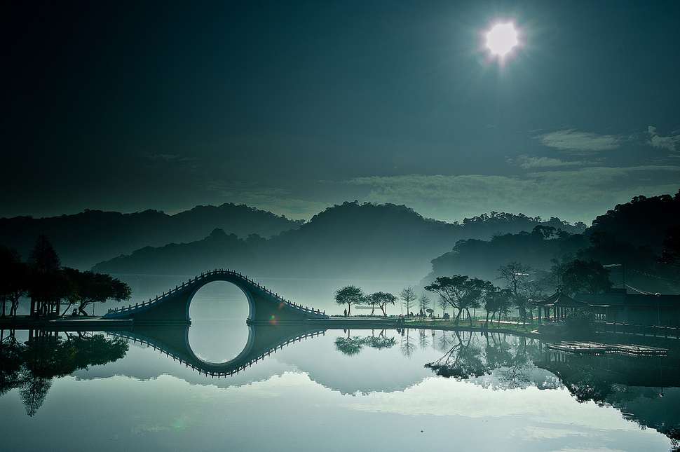 Księzycowy Most w Taipei, puzzle online