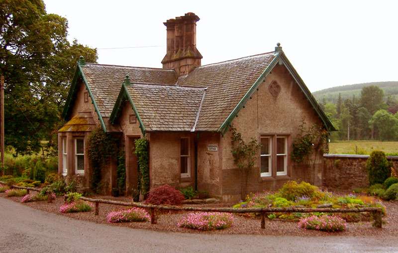 Wiejski domek gdzieś w Szkocji puzzle online