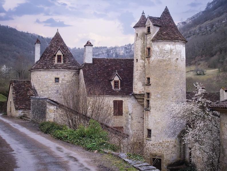 Średniowieczny zamek. puzzle online