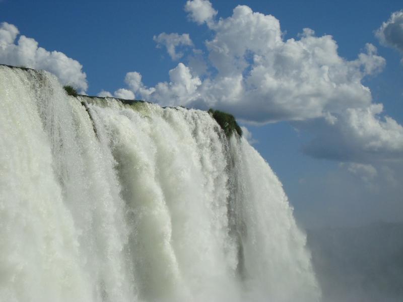 Wodospad Iguazu w Brazylii. puzzle online