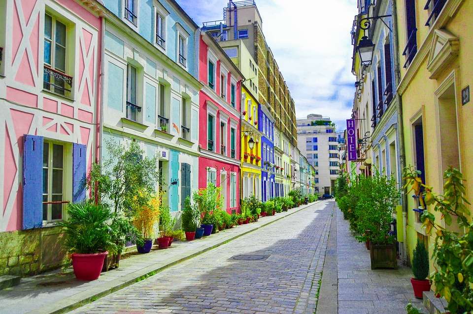Kolorowa uliczka w Paryżu. puzzle online
