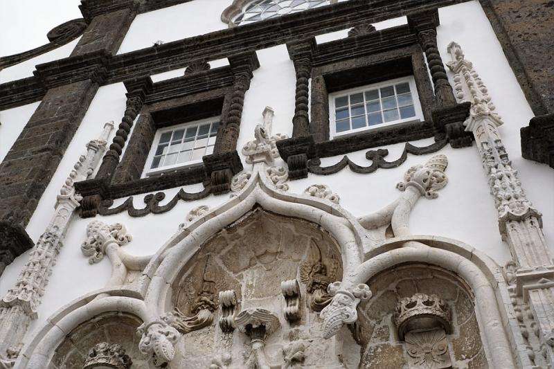 Fasada domu na Azorach. puzzle online