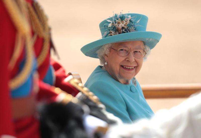 Królowa Elżbieta puzzle online