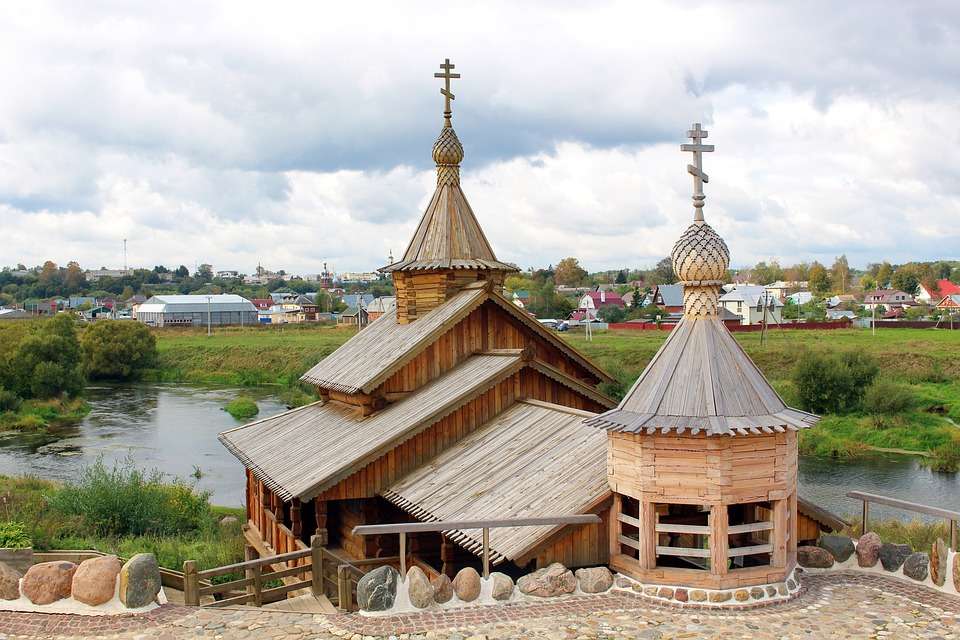 Cerkiew w Borovosku. Rosja. puzzle online