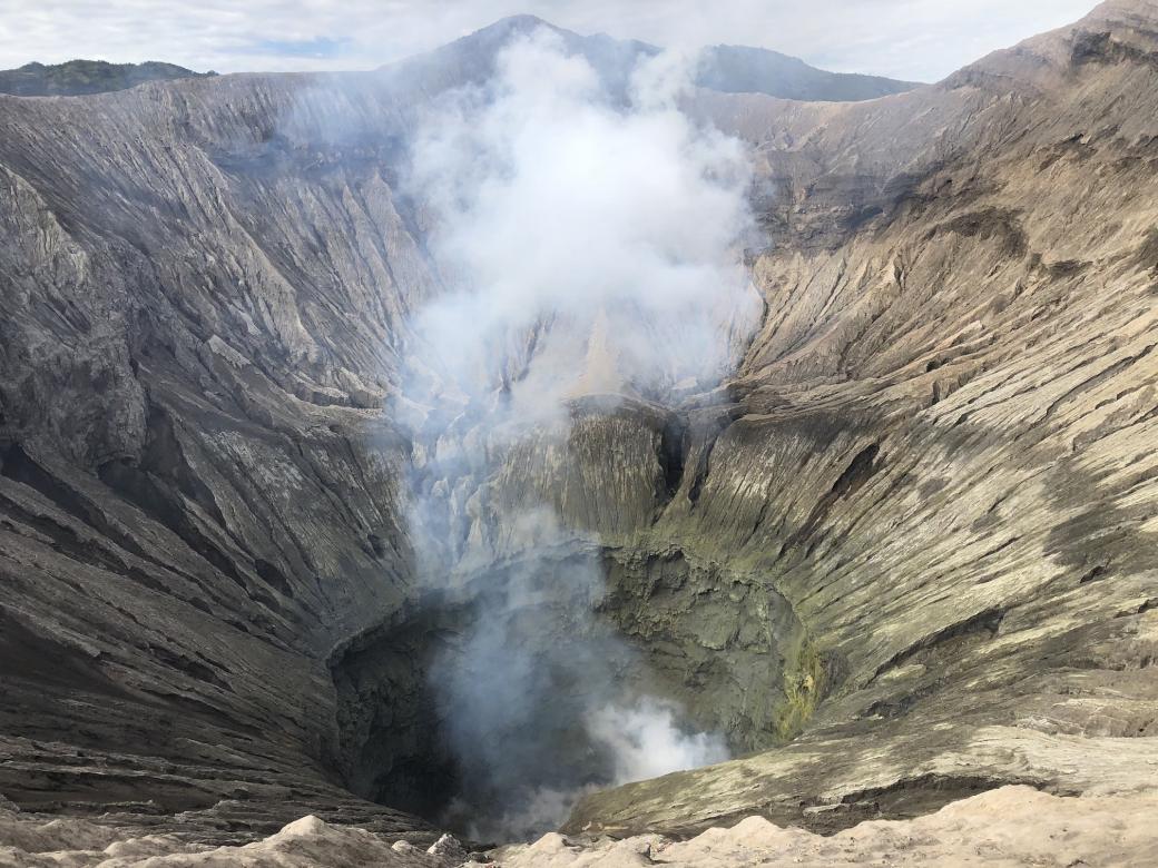 Krater wulkanu Bromo puzzle online