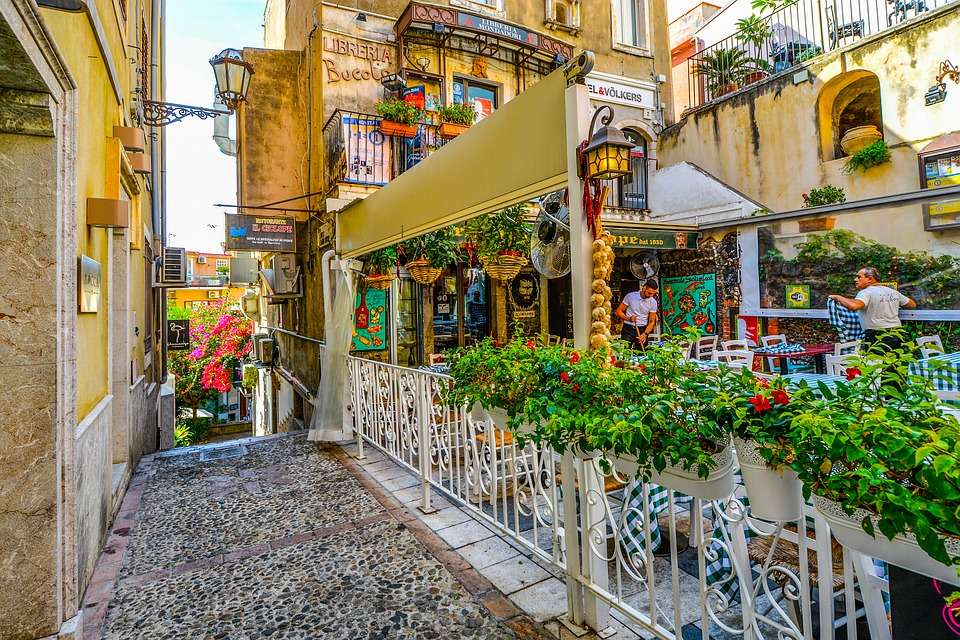 Restauracja w Taorminie. puzzle online