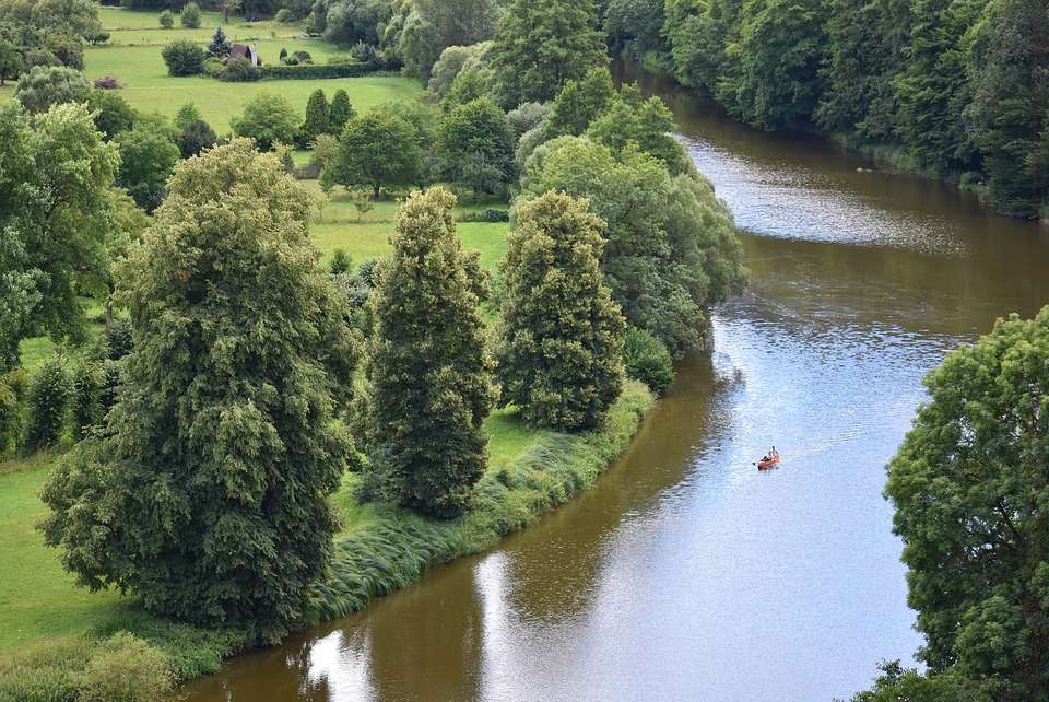 Rzeka Sazava w Czechach. puzzle online