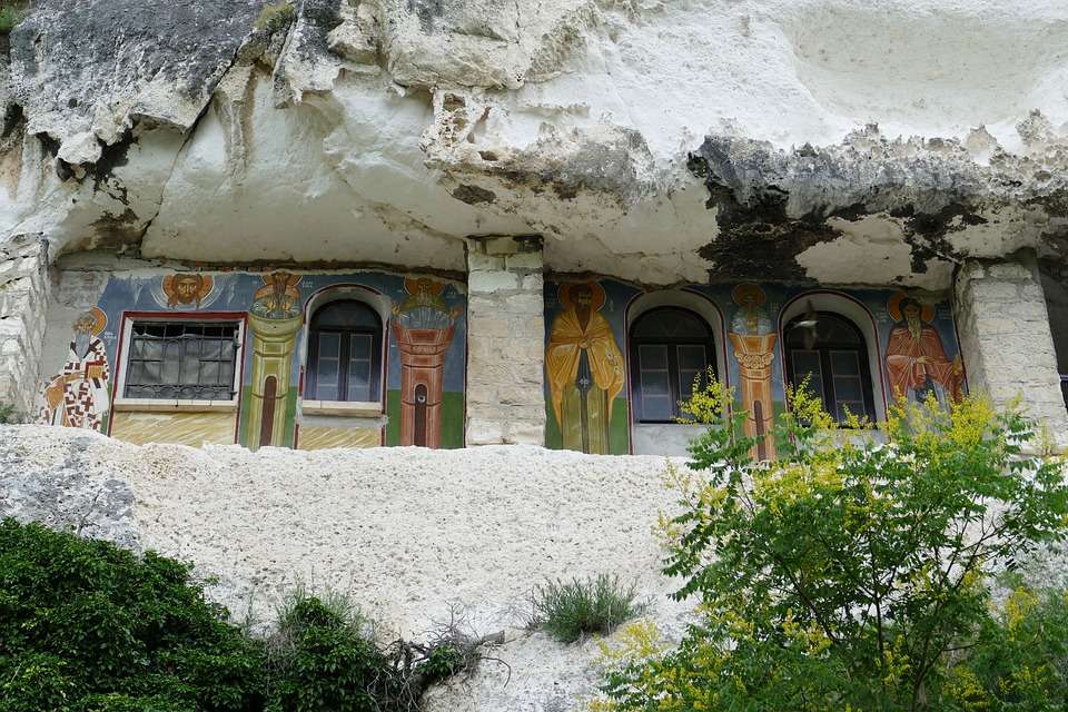 Klasztor w Bułgarii. puzzle online