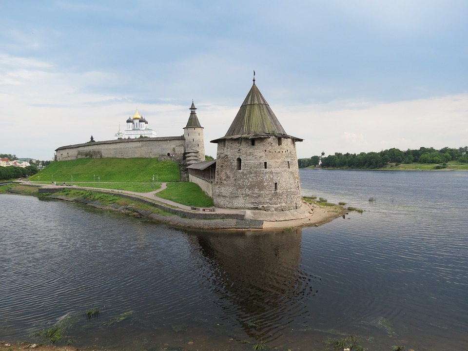 Twierdza w Pskowie. puzzle online