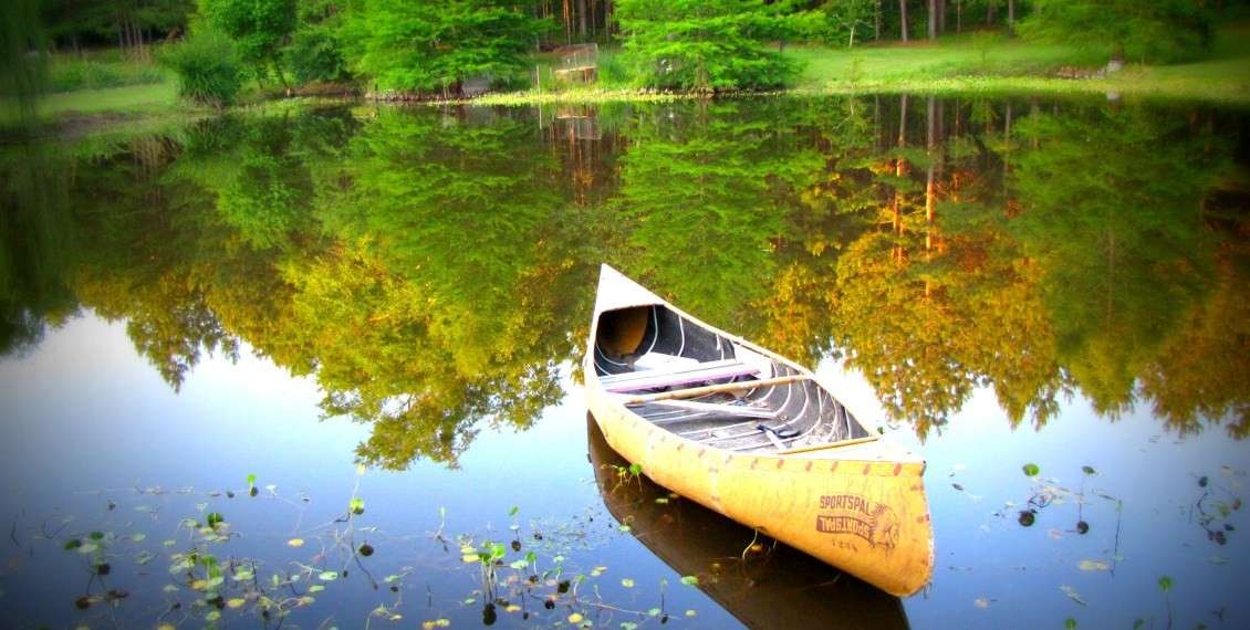 łódeczka na jeziorze puzzle online