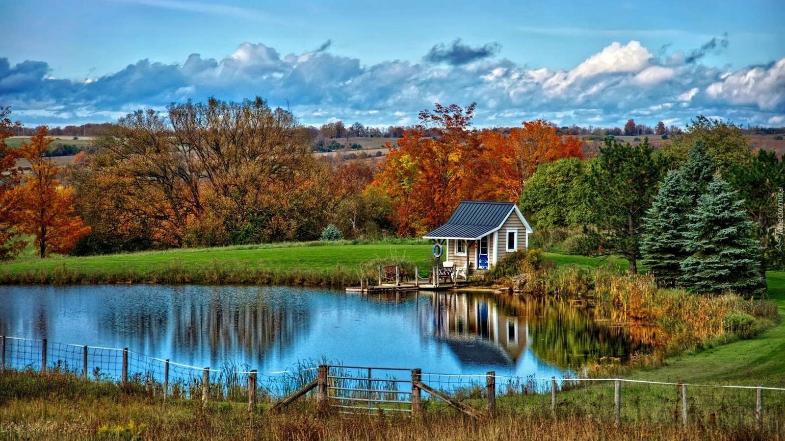 House by the lake. jigsaw puzzle