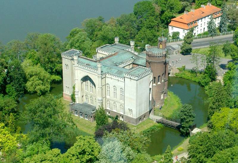 Zamek w Kórniku. puzzle online