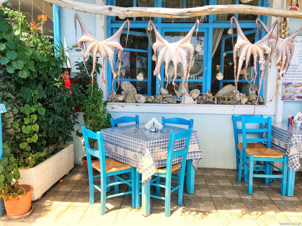Restauracja na Lesbos. puzzle online