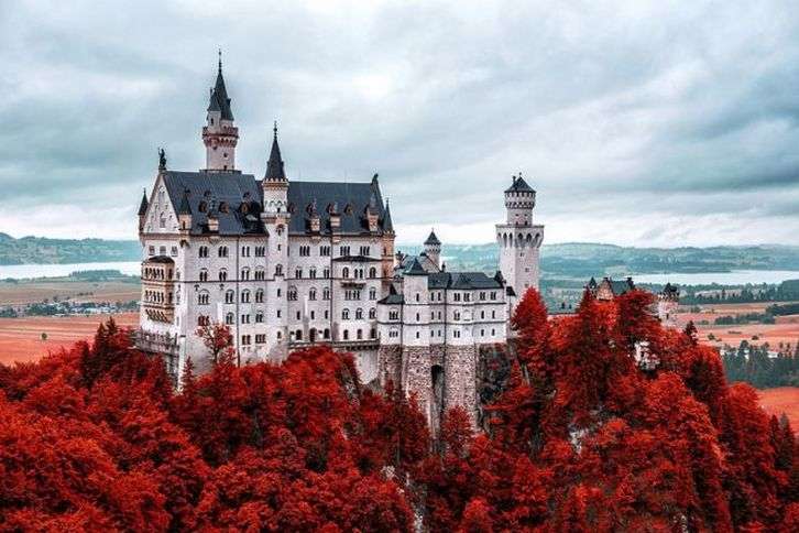 baśniowy zamek Neuschwanstein puzzle online