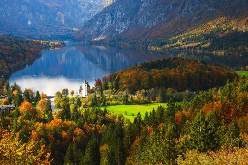 jesień nad jeziorem Bled puzzle online