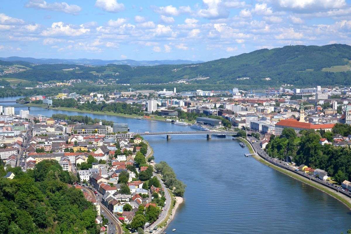 Linz-panorama miasta. puzzle online