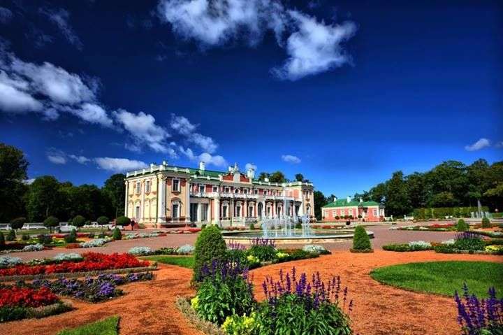 Pałac Kadriorg w Tallinie. puzzle online