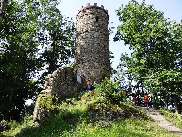 Ruiny zamku w Budowcu puzzle online