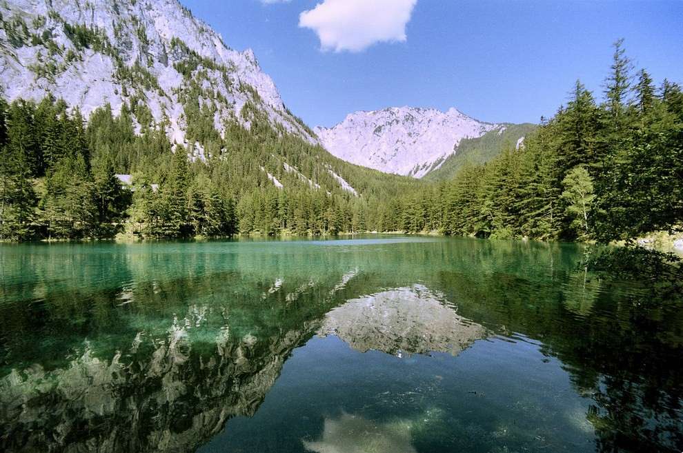 Lazurowe jezioro w Austrii puzzle online