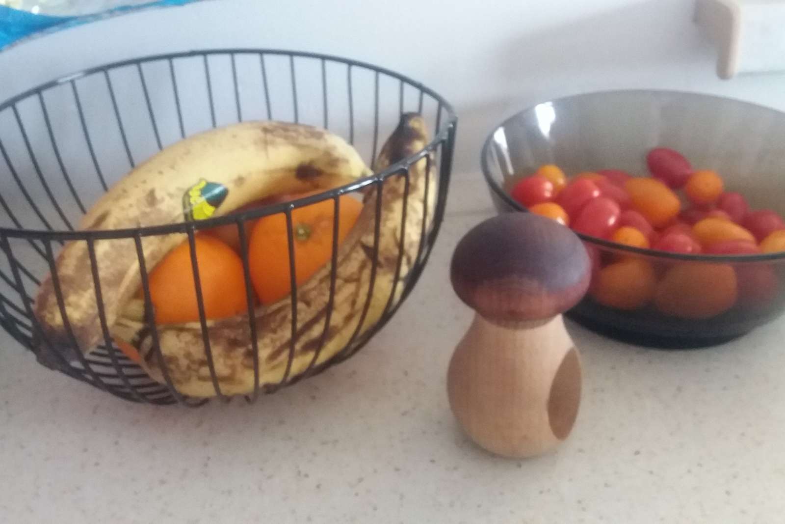 martwa natua - owoce w koszyku puzzle online