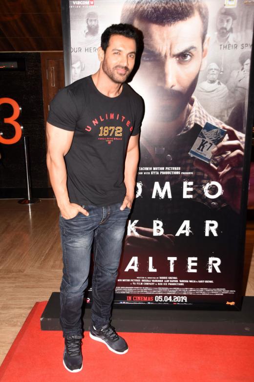 John Abraham puzzle online