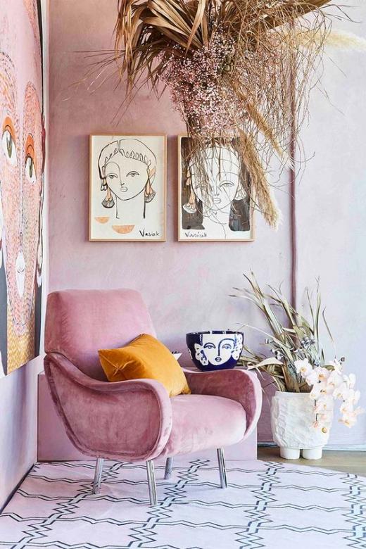 Piękny różowy fotel puzzle online