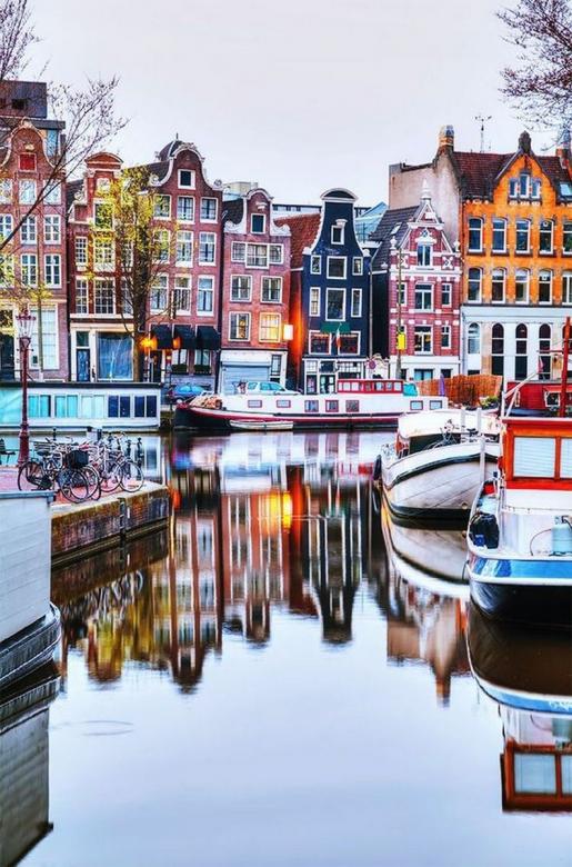 wielokolorowy Amsterdam puzzle online