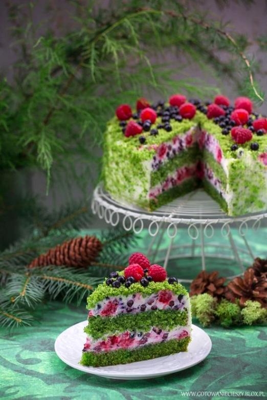 Ciasto zielony mech z owocami puzzle online