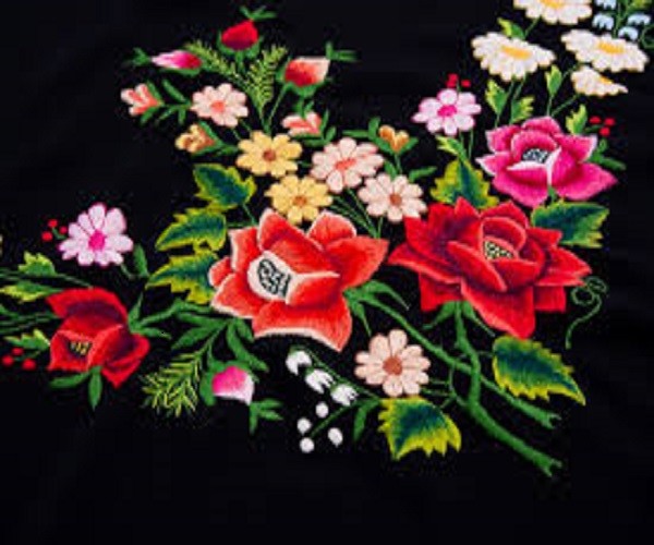 Kwiaty haftowane. puzzle online