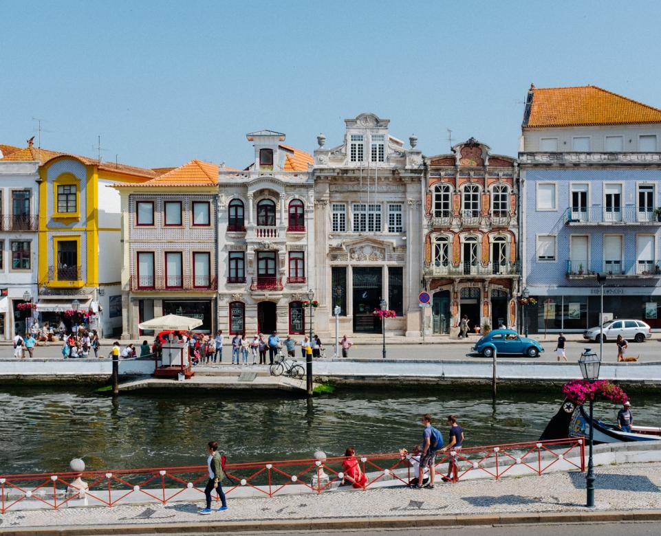 Zabudowa pięknej Portugalii puzzle online