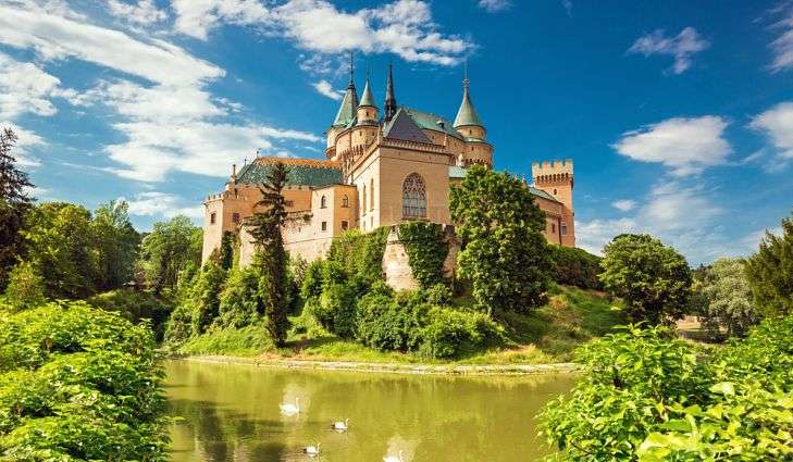 Piękny zamek na Słowacji puzzle online