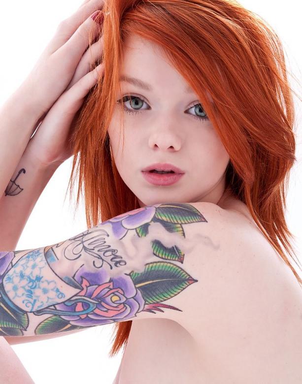 ginger inked girl puzzle online