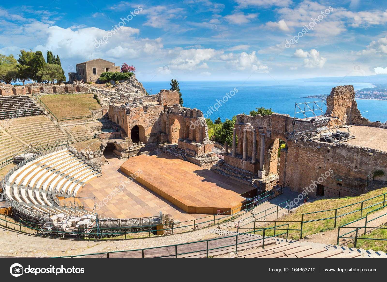 teatr grecki puzzle online