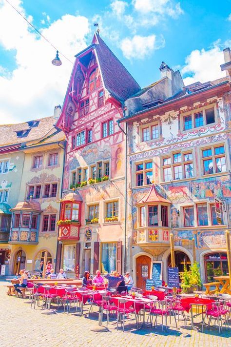 Kolorowe miasto cudów puzzle online