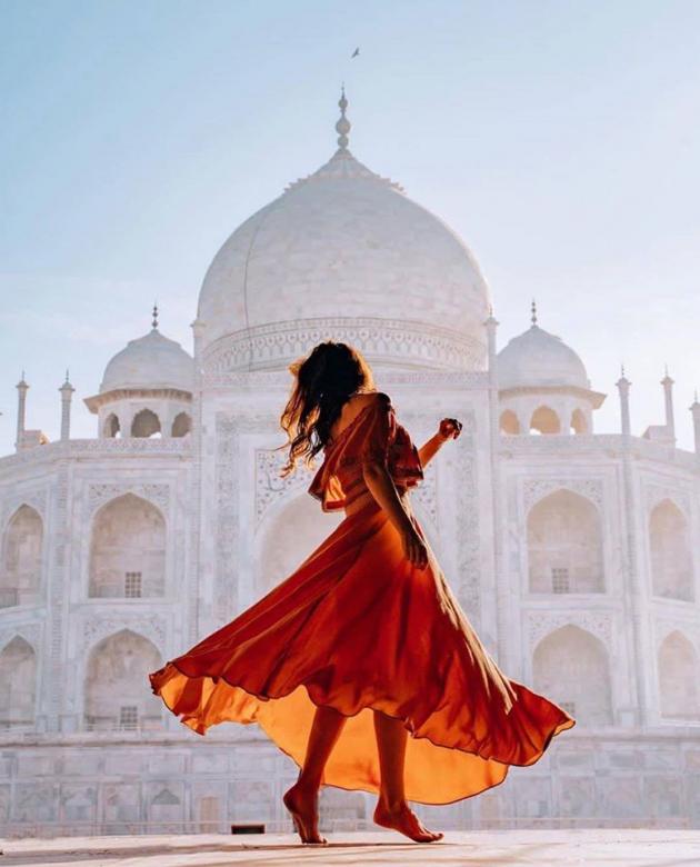 Taj Mahal - Indie i dziewczyna puzzle online