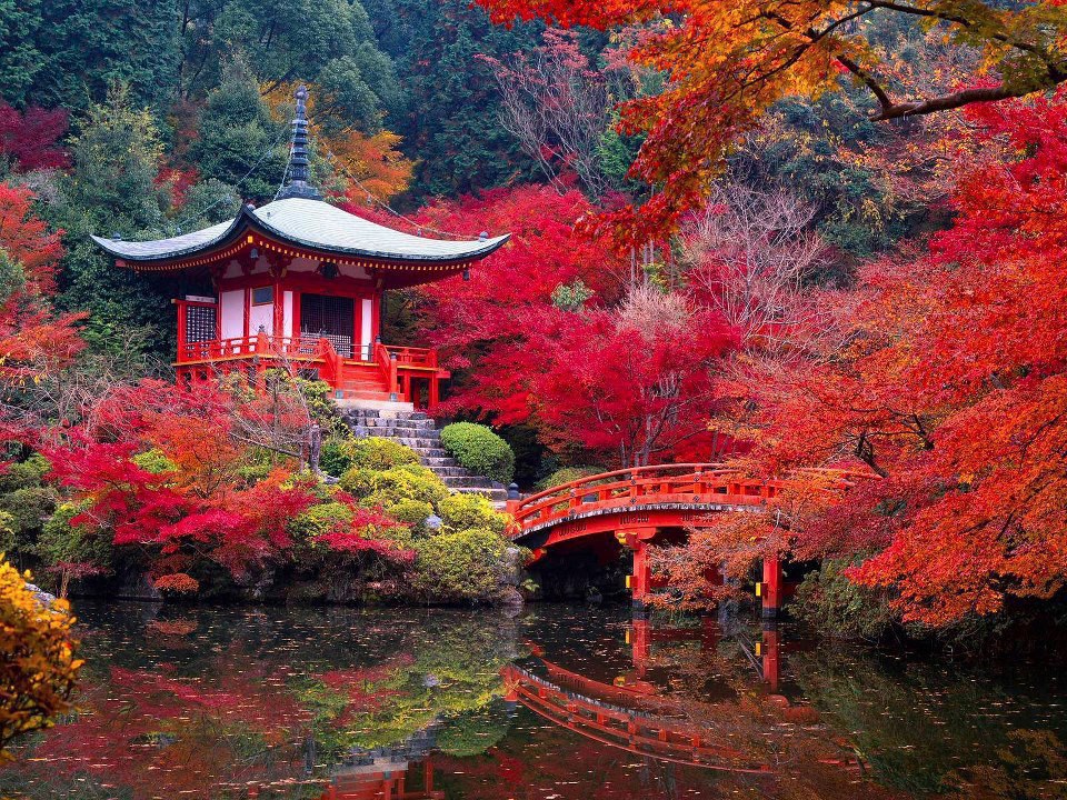 Daigo-ji Buddhist Temple in Autumn - Kyoto, Japan puzzle online