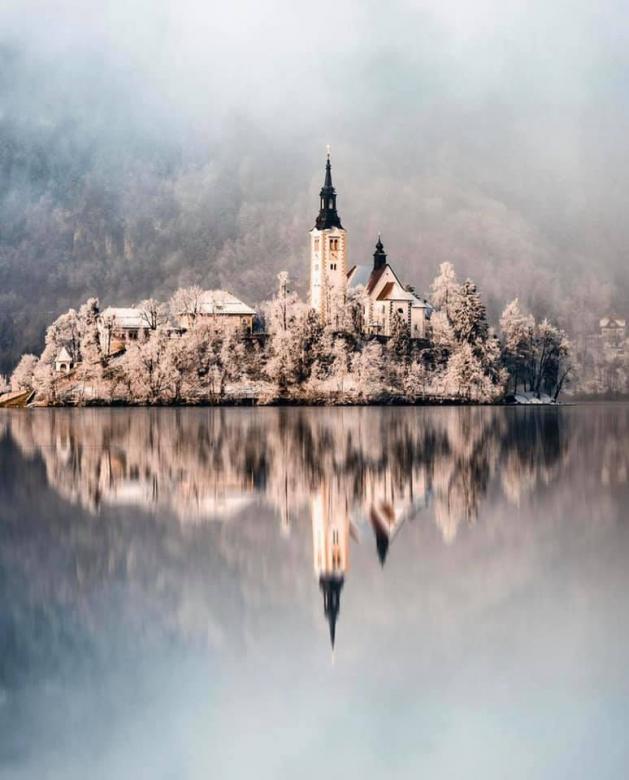 Jezioro Bled w Słowenii. puzzle online
