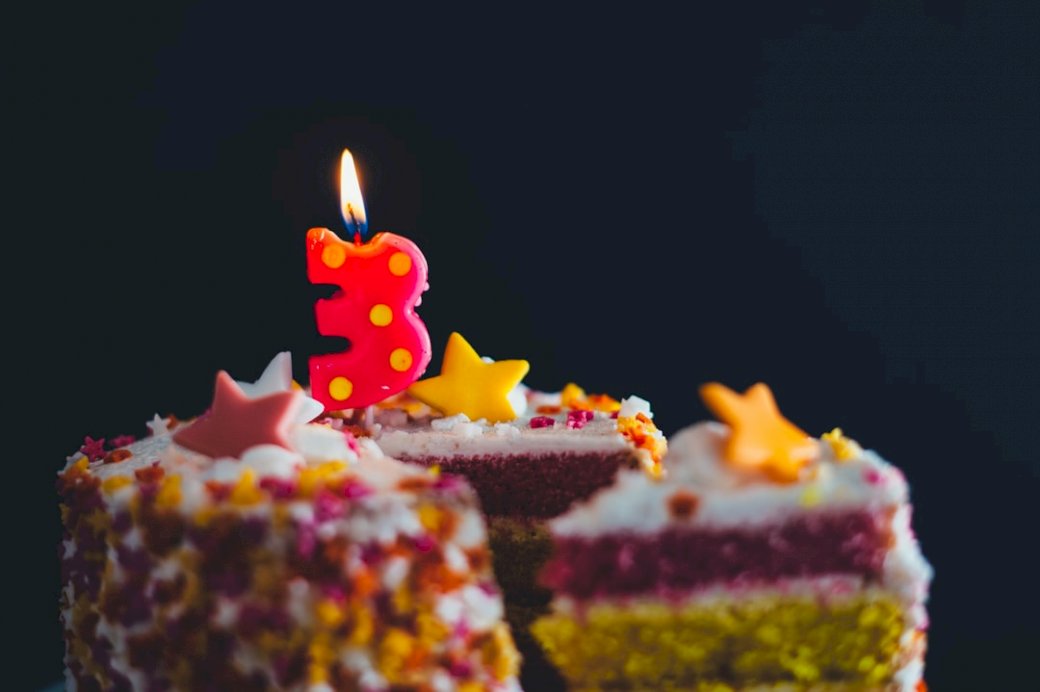 Tort urodzinowy 3 puzzle online