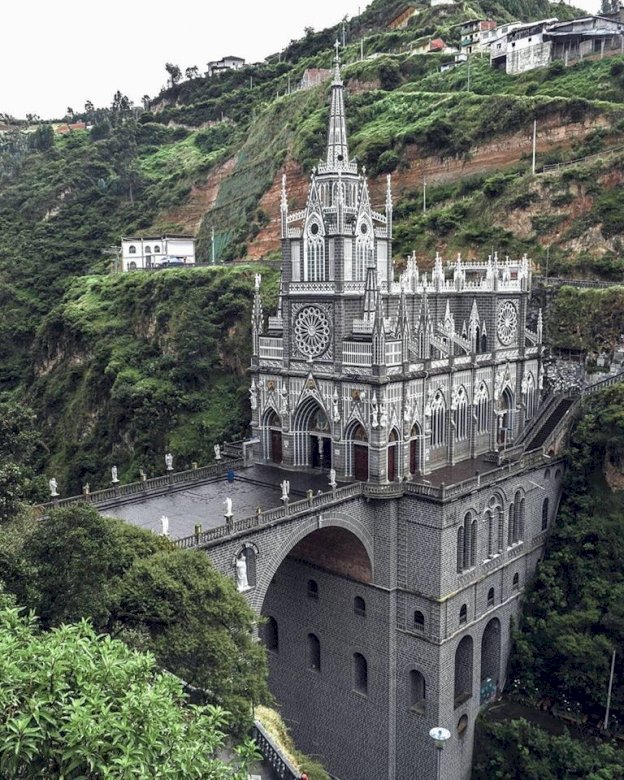 Bazylika Las Lajas w Kolumbii puzzle online