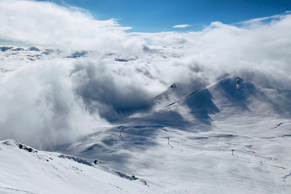 Najwyższy szczyt snowboardowy puzzle online